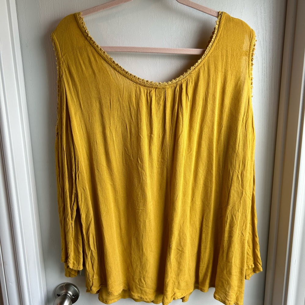 Women’s blouse - Picture 4 of 4